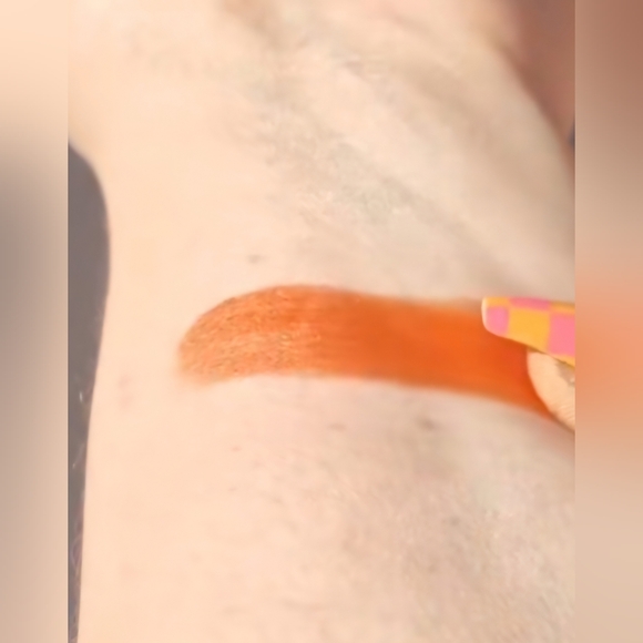 Made By Mitchell "Flamin Hot" Gel Glaze - Picture 5 of 6